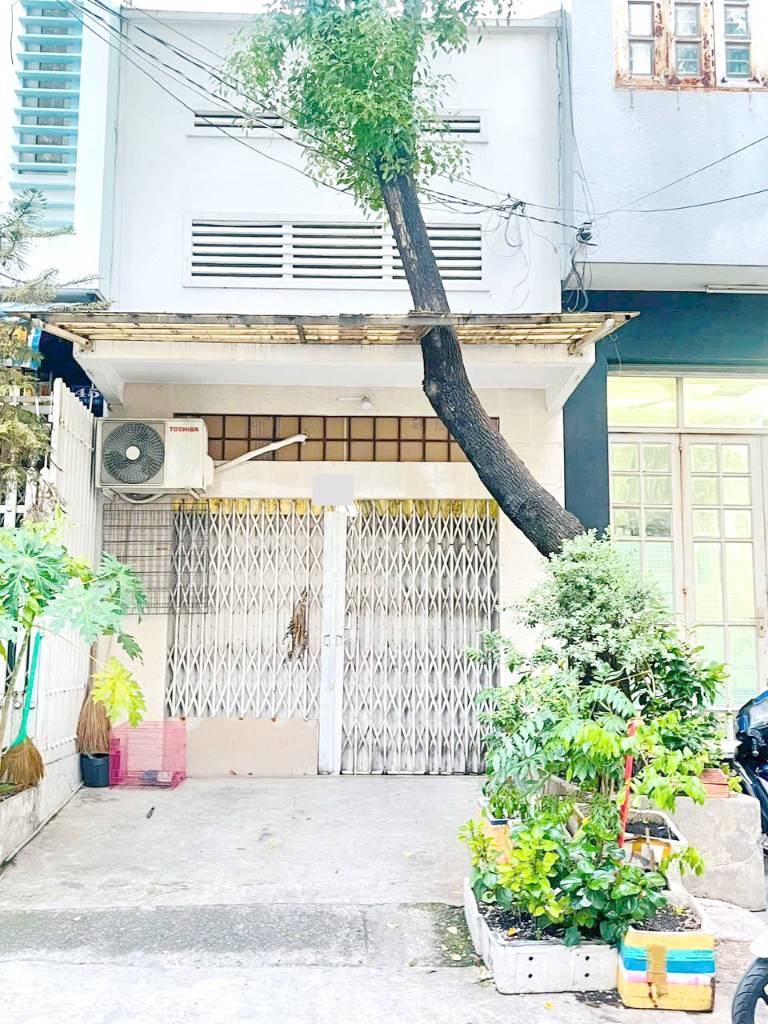 Bán nhà mặt tiền Bùi Điền, Phường 4, Quận 8, 54m2, đường nhựa 12m, tiện kinh doanh